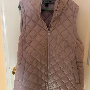 Athleta Whisper Vest in Soft violet